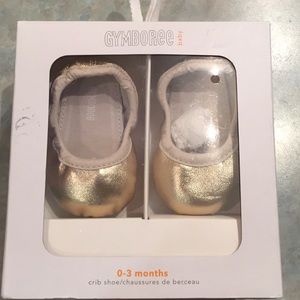 Gymboree baby gold leather crib shoes